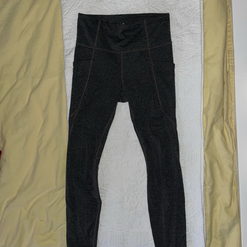 Athleta Stash Pocket Salutation Tights